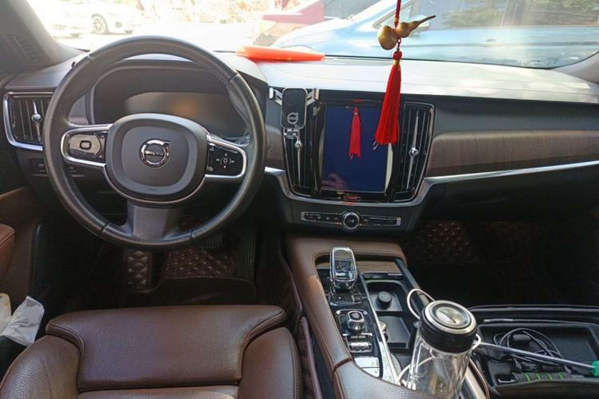 Used Volvo S90 2021 B5 Zhiyuan Luxury Edition Center Console
