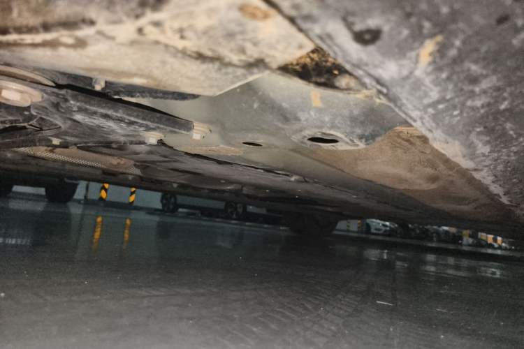 Used Volvo S90 2021 B5 Zhiyi Luxury Edition Chassis Front Left