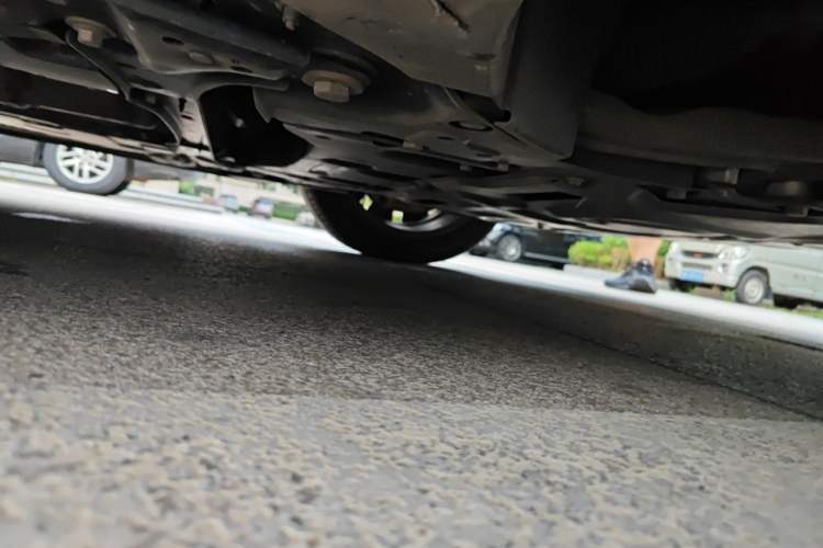 Used Volvo S90 2021 B5 Zhiyuan Luxury Edition Chassis Front Right