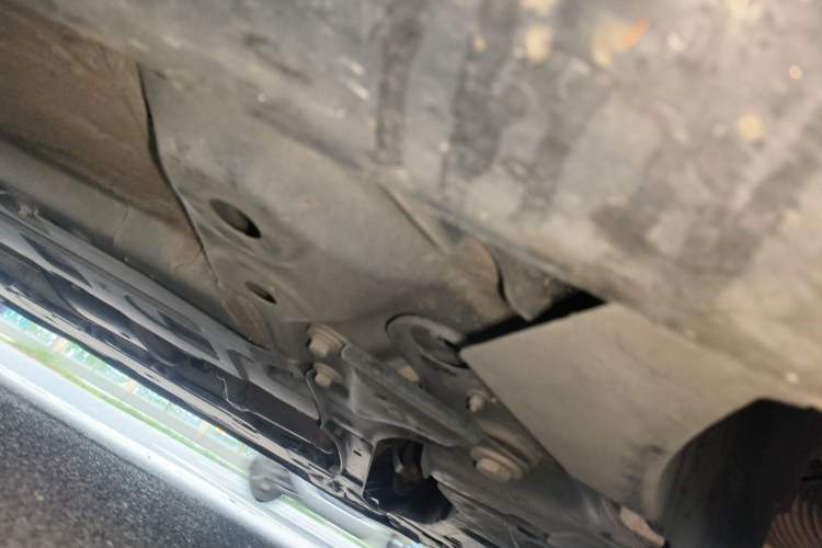 Used Volvo S90 2021 B5 Zhiyuan Luxury Edition Chassis Front Right