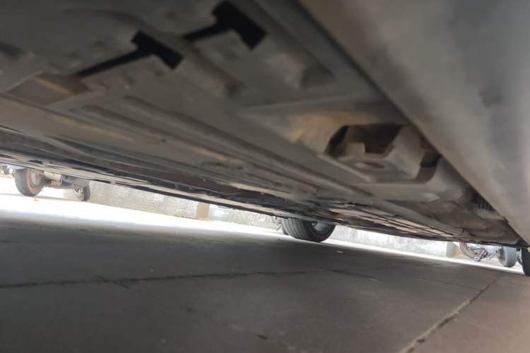 Used Volvo S90 2021 B5 Zhiyi Luxury Edition Chassis Rear Right