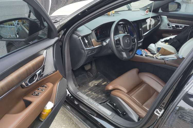 Used Volvo S90 2021 B5 Luxury Smart Edition Driver Seat