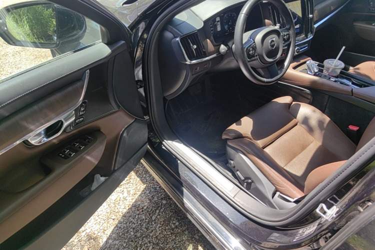 Used Volvo S90 2021 B5 Zhiyuan Luxury Edition Driver Seat