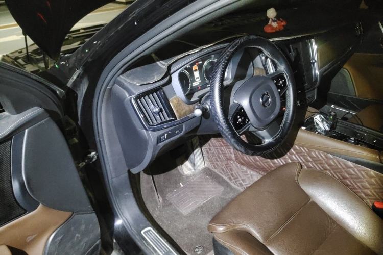 Used Volvo S90 2021 B5 Zhiyuan Luxury Edition Driver Seat