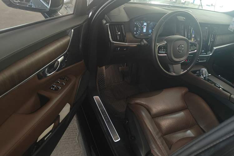 Used Volvo S90 2021 B5 Zhiyuan Luxury Edition Driver Seat