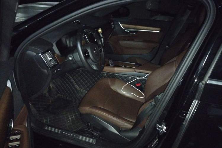 Used Volvo S90 2021 B5 Zhiyuan Luxury Edition Driver Seat