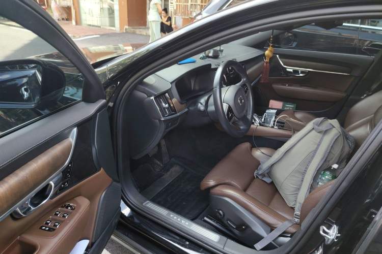 Used Volvo S90 2021 B5 Zhiyuan Luxury Edition Driver Seat