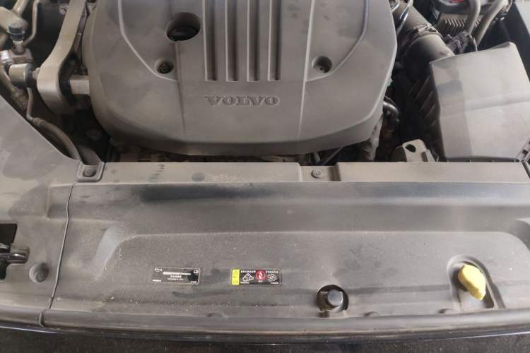 Used Volvo S90 2021 B5 Zhiyi Luxury Edition Engine Bay