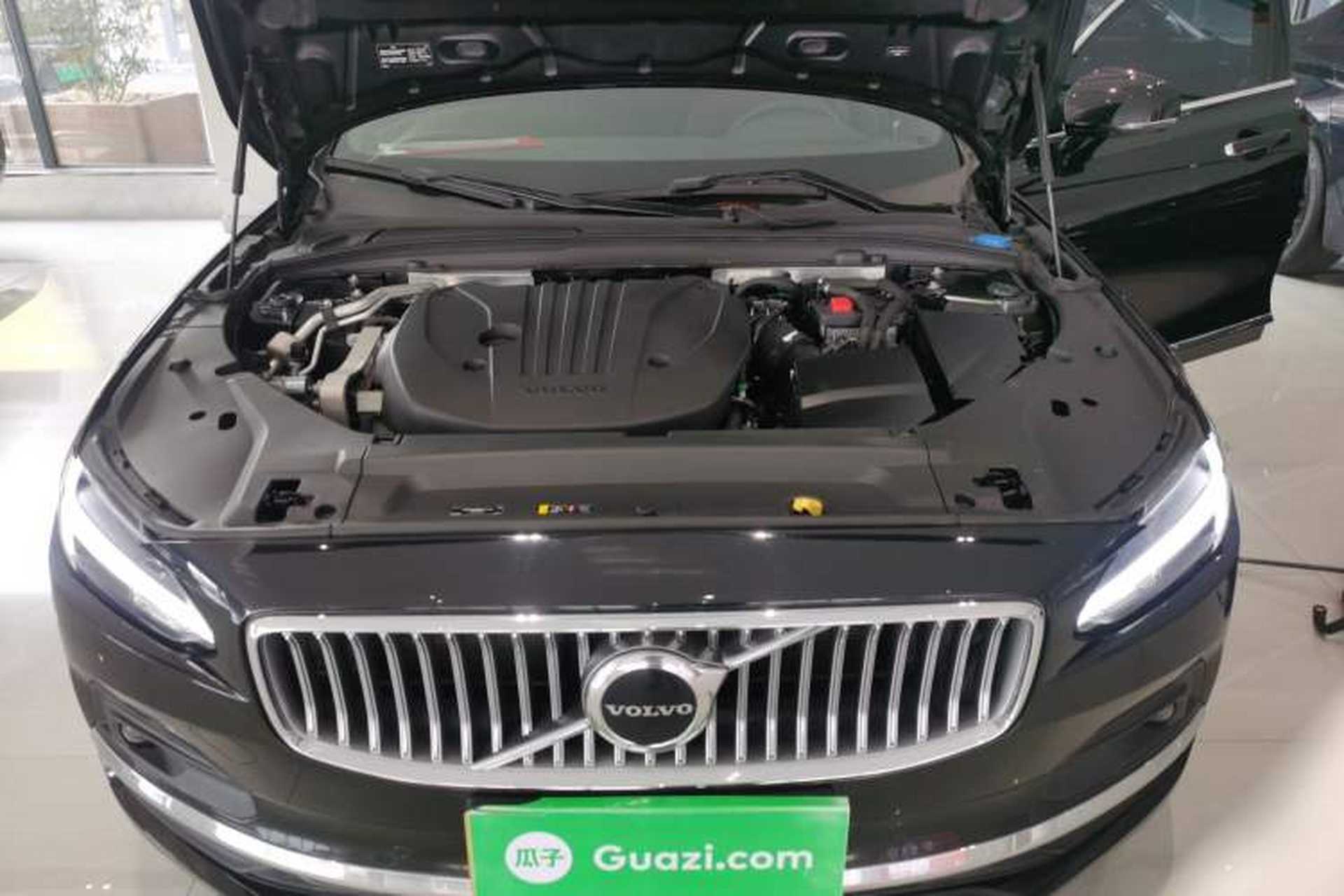 Used Volvo S90 2021 B5 Zhiyi Luxury Edition Engine Bay
