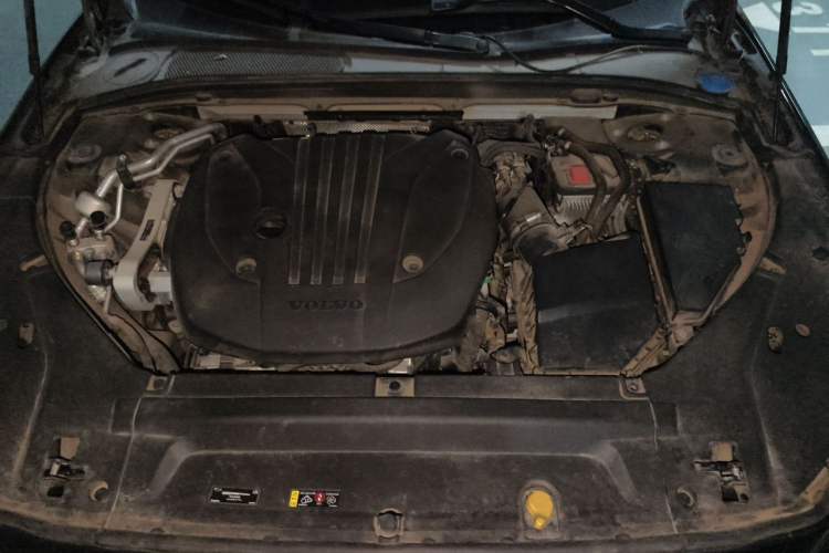 Used Volvo S90 2021 B5 Zhiyi Luxury Edition Engine Bay