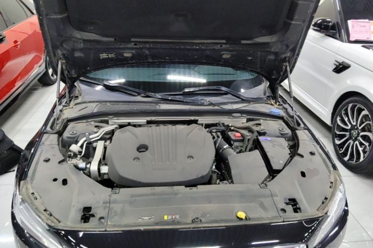 Used Volvo S90 2021 B5 Zhiyi Luxury Edition Engine Bay