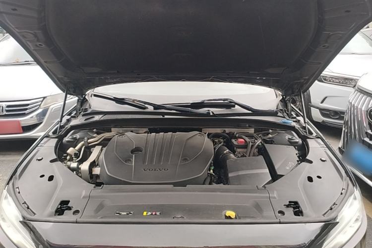 Used Volvo S90 2021 B5 Zhiyi Luxury Edition Engine Bay