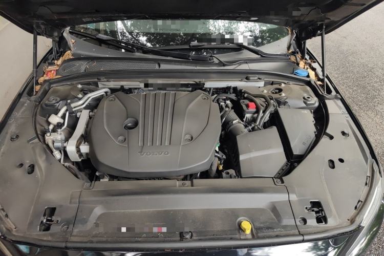 Used Volvo S90 2021 B5 Zhiyi Luxury Edition Engine Bay