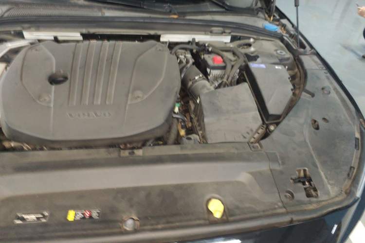 Used Volvo S90 2021 B5 Zhiyuan Luxury Edition Engine Bay Left