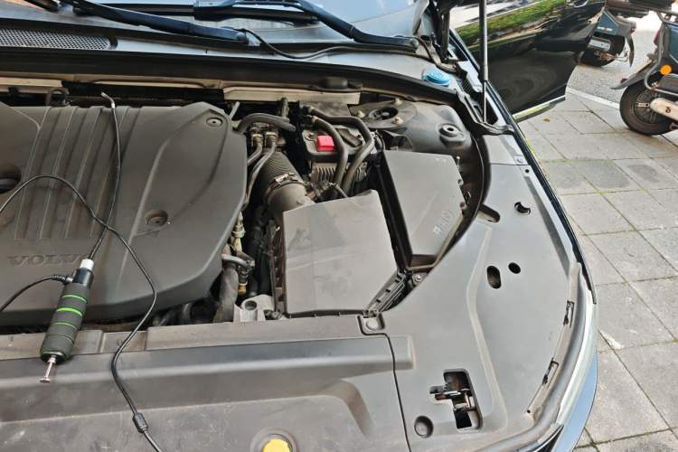 Used Volvo S90 2021 B5 Zhiyi Luxury Edition Engine Bay Left