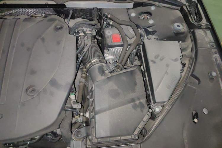Used Volvo S90 2021 B5 Zhiyi Luxury Edition Engine Bay Left