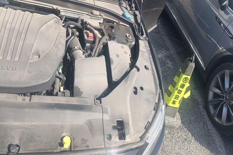 Used Volvo S90 2021 B5 Zhiyi Luxury Edition Engine Bay Left