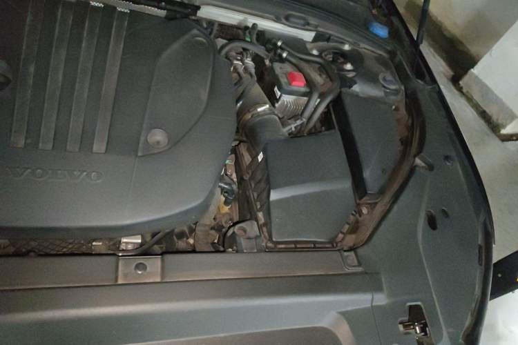 Used Volvo S90 2021 B5 Zhiyi Luxury Edition Engine Bay Left