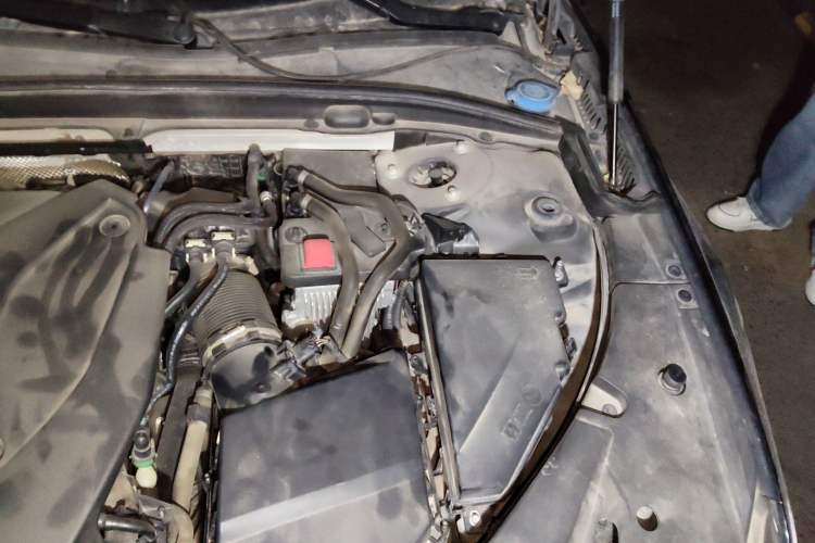 Used Volvo S90 2021 B5 Zhiyi Luxury Edition Engine Bay Left