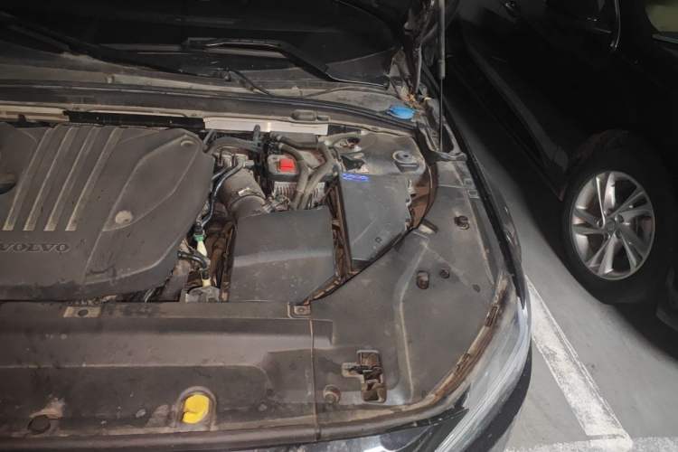 Used Volvo S90 2021 B5 Zhiyi Luxury Edition Engine Bay Left