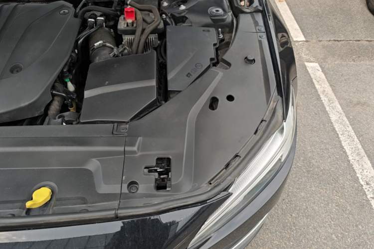 Used Volvo S90 2021 B5 Zhiyi Luxury Edition Engine Bay Left