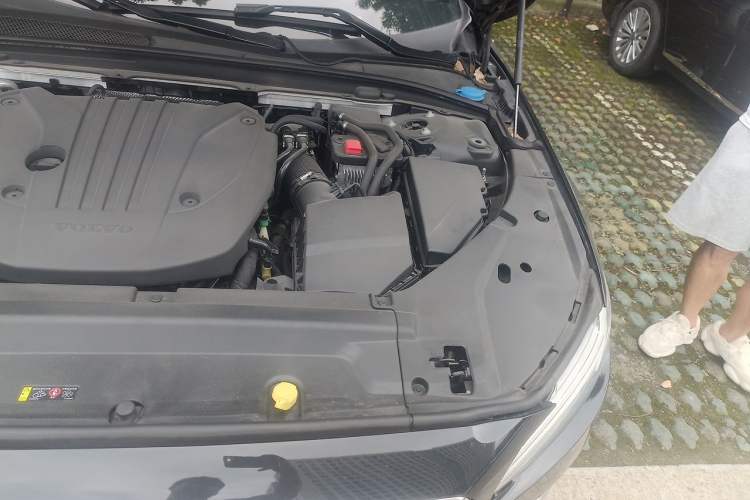 Used Volvo S90 2021 B5 Zhiyuan Luxury Edition Engine Bay Left
