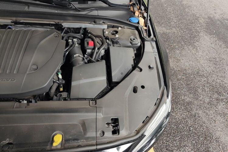 Used Volvo S90 2021 B5 Zhiyi Luxury Edition Engine Bay Left