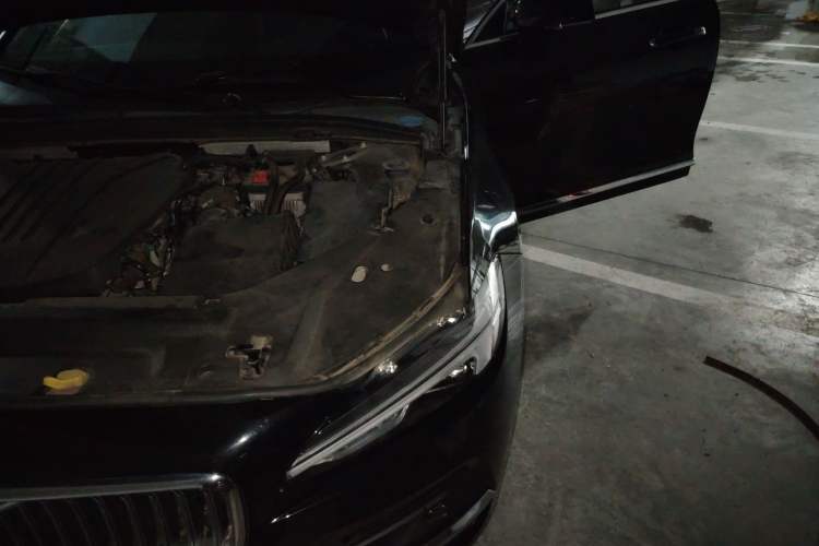 Used Volvo S90 2021 B5 Zhiyi Luxury Edition Engine Bay Left