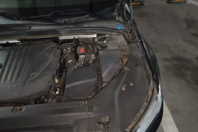 Used Volvo S90 2021 B5 Zhiyi Luxury Edition Engine Bay Left