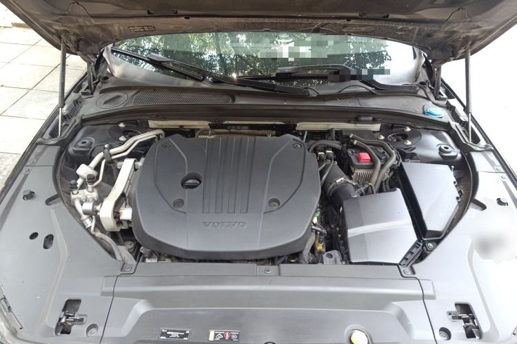 Used Volvo S90 2021 B5 Luxury Smart Edition Engine Bay