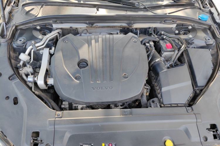 Used Volvo S90 2021 B5 Zhiyi Luxury Edition Engine Bay