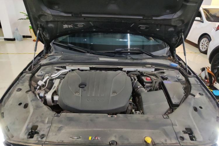 Used Volvo S90 2021 B5 Zhiyi Luxury Edition Engine Bay