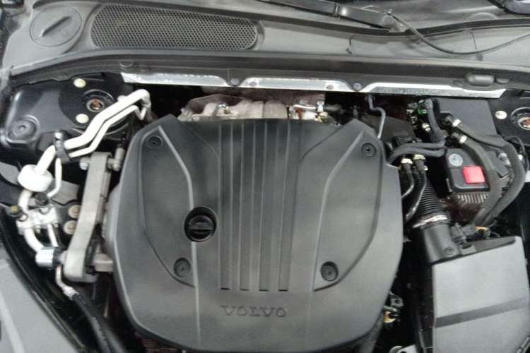 Used Volvo S90 2021 B5 Zhiyuan Luxury Edition Engine Bay