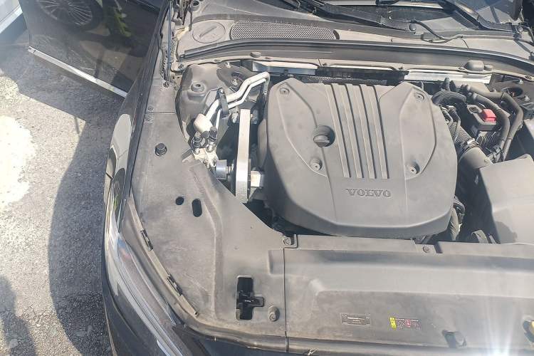 Used Volvo S90 2021 B5 Zhiyi Luxury Edition Engine Bay Right