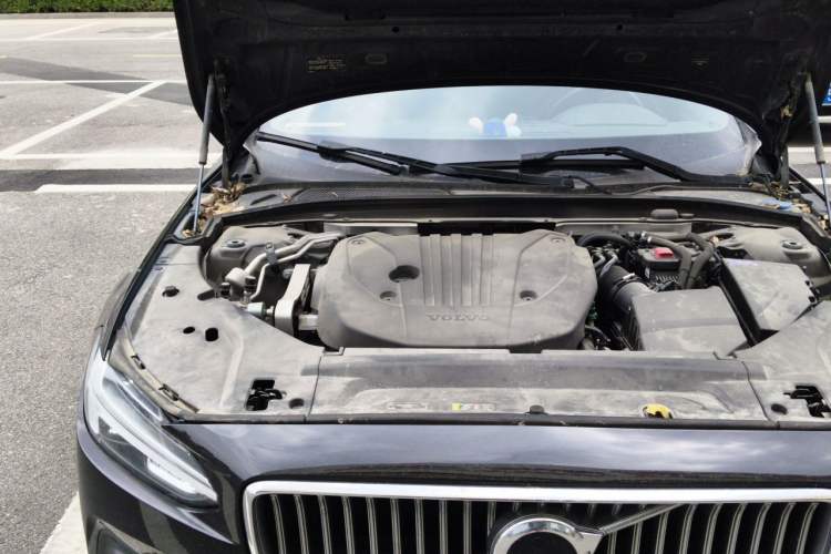 Used Volvo S90 2021 B5 Zhiyuan Luxury Edition Engine Bay Right