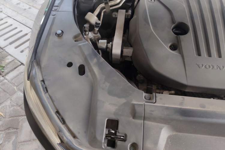Used Volvo S90 2021 B5 Zhiyi Luxury Edition Engine Bay Right
