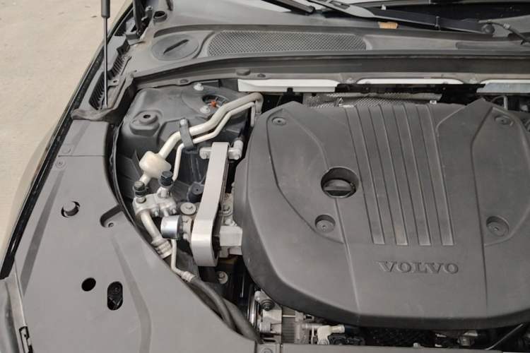 Used Volvo S90 2021 B5 Zhiyuan Luxury Edition Engine Bay Right