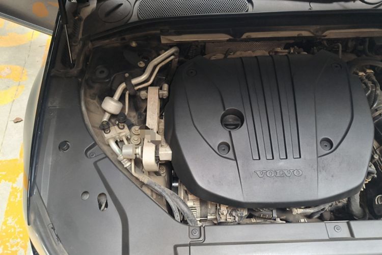 Used Volvo S90 2021 B5 Zhiyi Luxury Edition Engine Bay Right
