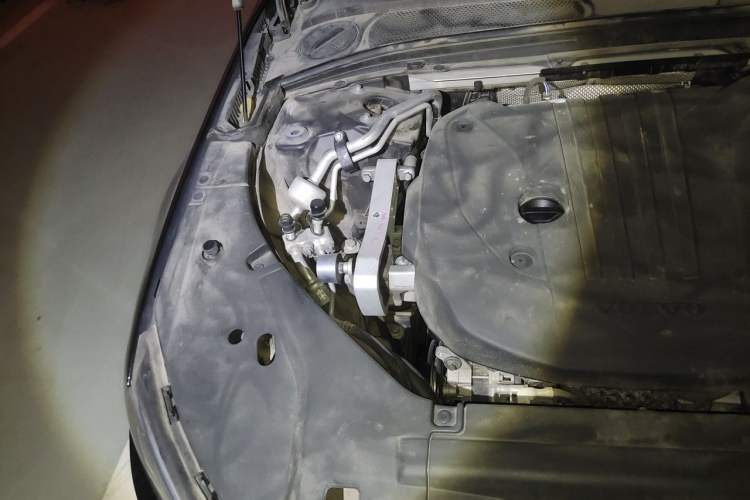 Used Volvo S90 2021 B5 Zhiyuan Luxury Edition Engine Bay Right