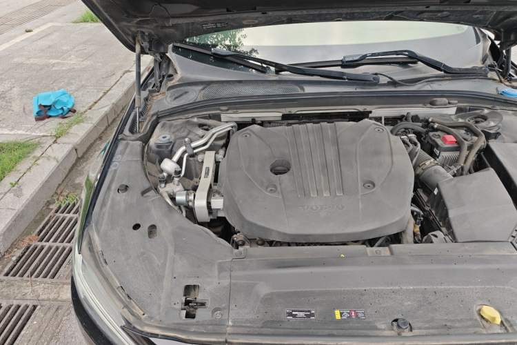 Used Volvo S90 2021 B5 Zhiyi Luxury Edition Engine Bay Right