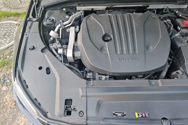 Used Volvo S90 2021 B5 Zhiyuan Luxury Edition Engine Bay Right