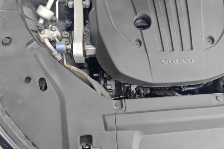 Used Volvo S90 2021 B5 Zhiyi Luxury Edition Engine Bay Right