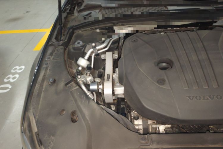 Used Volvo S90 2021 B5 Zhiyi Luxury Edition Engine Bay Right
