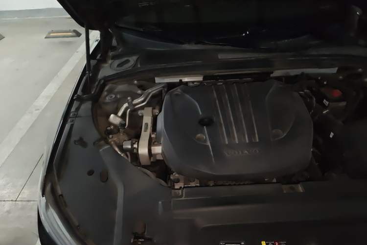 Used Volvo S90 2021 B5 Zhiyi Luxury Edition Engine Bay Right
