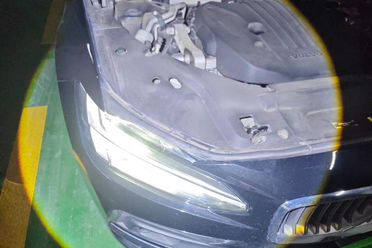 Used Volvo S90 2021 B5 Zhiyi Luxury Edition Engine Bay Right
