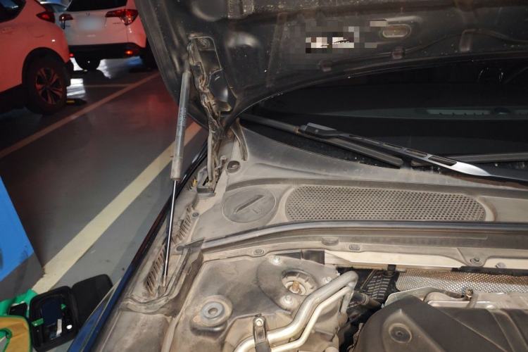 Used Volvo S90 2021 B5 Zhiyi Luxury Edition Engine Bay Right