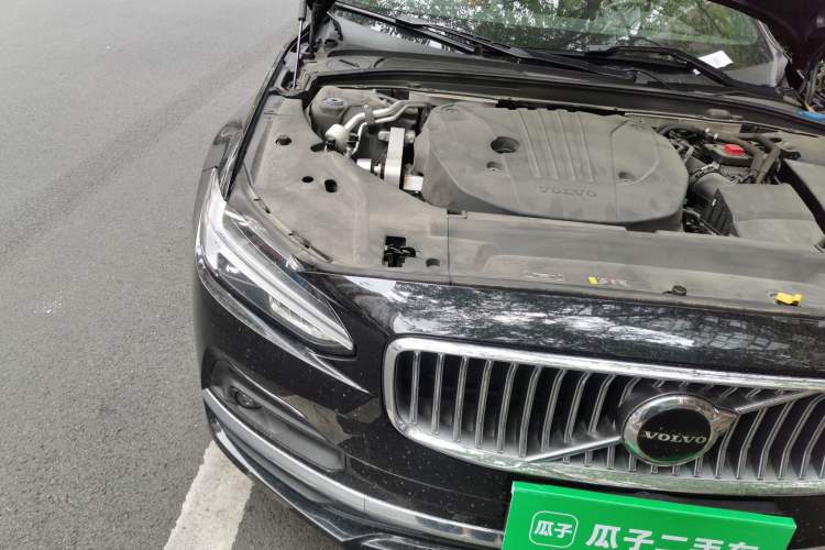 Used Volvo S90 2021 B5 Zhiyi Luxury Edition Engine Bay Right