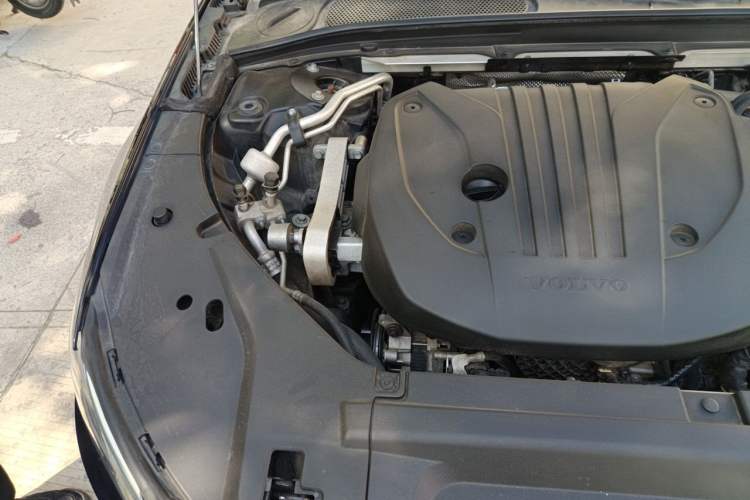 Used Volvo S90 2021 B5 Zhiyuan Luxury Edition Engine Bay Right