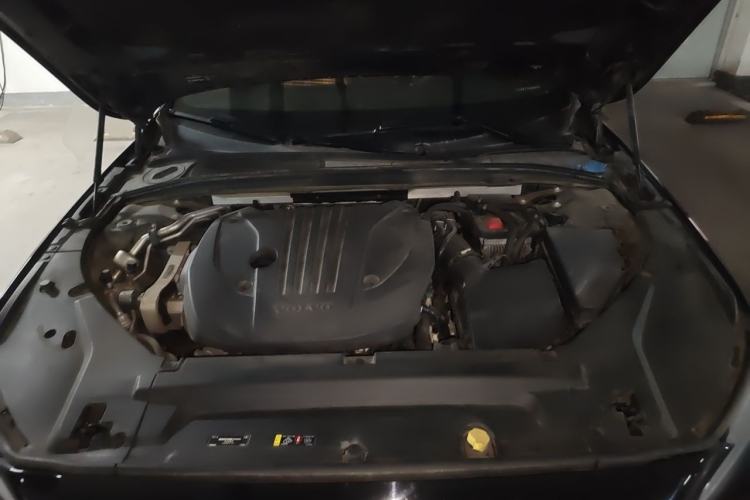 Used Volvo S90 2021 B5 Zhiyi Luxury Edition Engine Bay