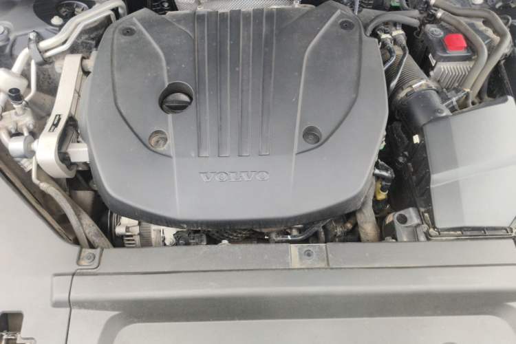 Used Volvo S90 2021 B5 Zhiyi Luxury Edition Engine Bay